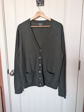 Brooks Brothers Ultimate Merino Wool Cardigan Medium Green